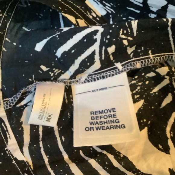 Old Navy Black & White Swimsuit Cover Up XXL - Picture 3 of 6